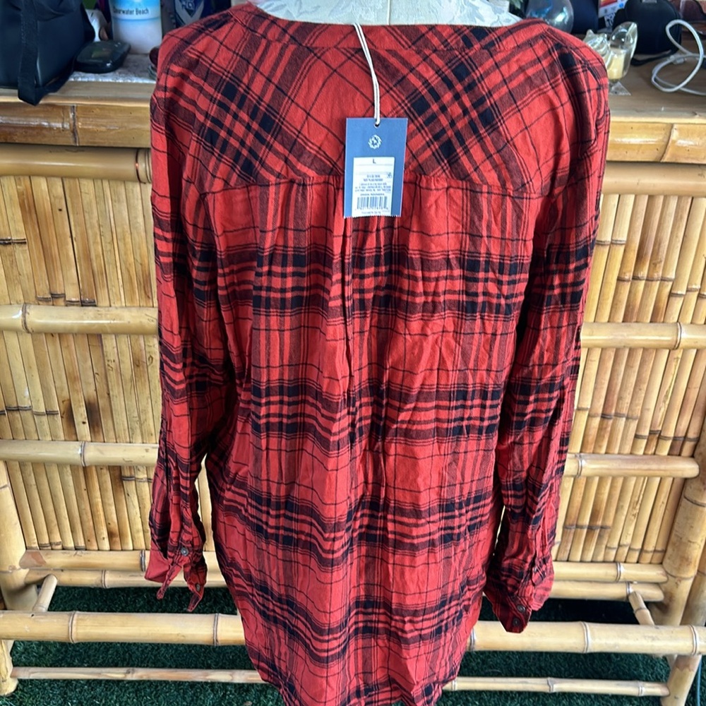 Universal Thread half buttons long sleeve dress shirt - Picture 4 of 13